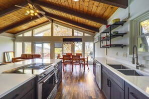 House (4 Bedrooms) | Interior - 2 Mi to Beech Mtn Resort: Family Home w/ Hot Tub! (Banner Elk)