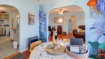 Rumah (2 Bedrooms) | Interior