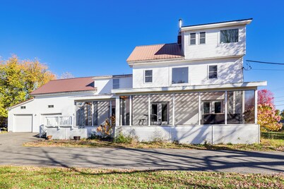 Hike, Ski & Explore: Patten Home w/ Pool Table!