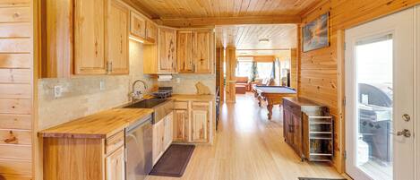 House (1 Bedroom) | Interior