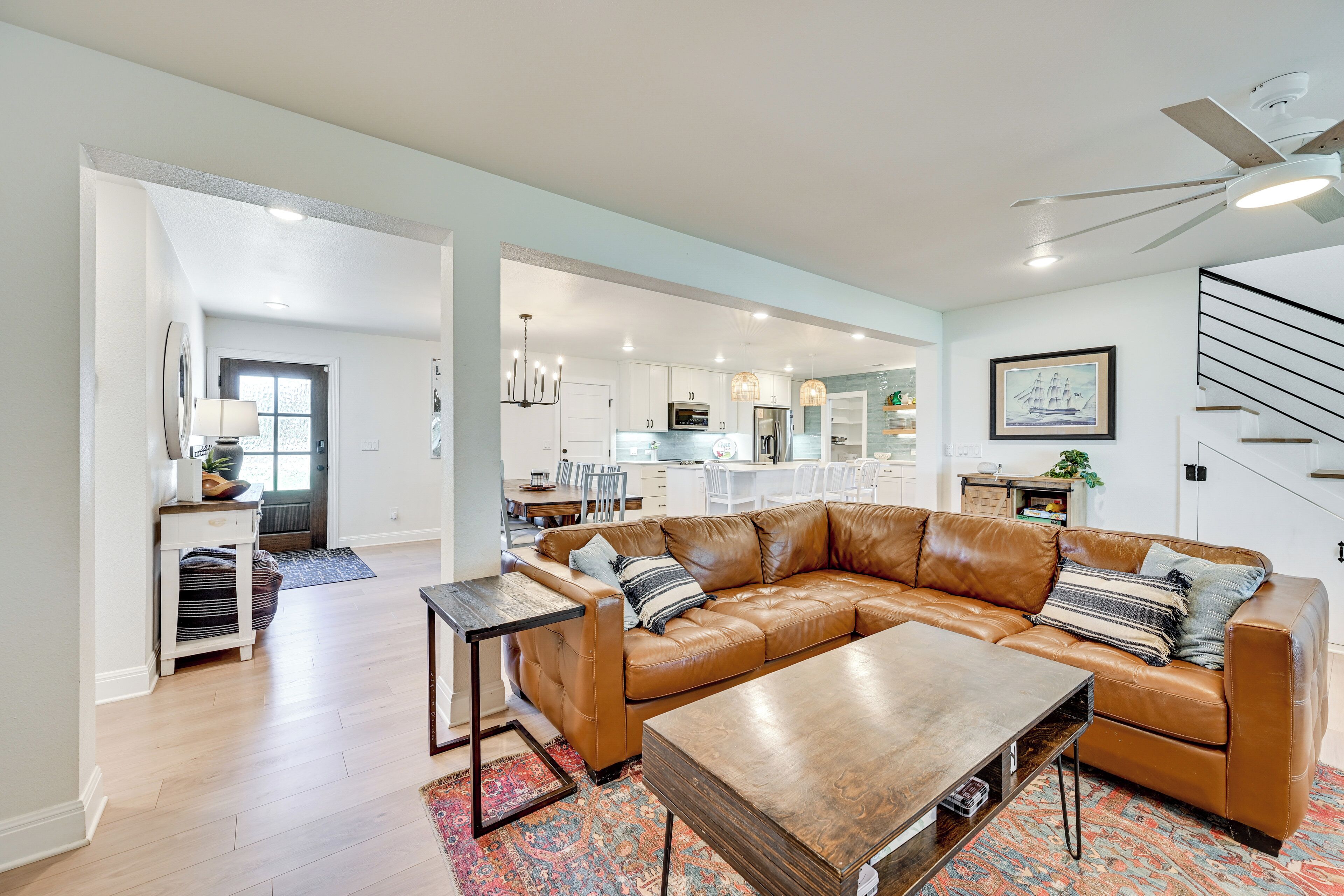 House (3 Bedrooms) | Interior