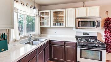 Casa (3 Bedrooms) | Interior