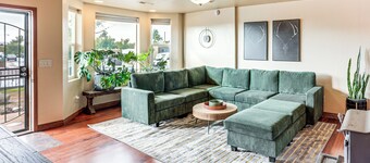 Hike & Golf: Farmington Home 1 Mi to Animas River!