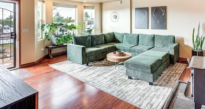 Hike & Golf: Farmington Home 1 Mi to Animas River!