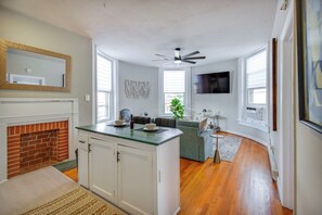 Apartment (1 Bedroom) | Interior