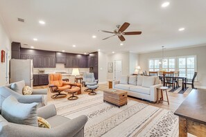 House (4 Bedrooms) | Interior - Clark's Hill Lake Retreat! Waterfront Home w/ Dock (Modoc)