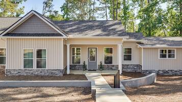 Maison (4 Bedrooms) | Façade de lâhĂ©bergement