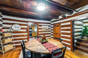 House (3 Bedrooms) | Bahagian dalam