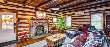 House (3 Bedrooms) | Front of property