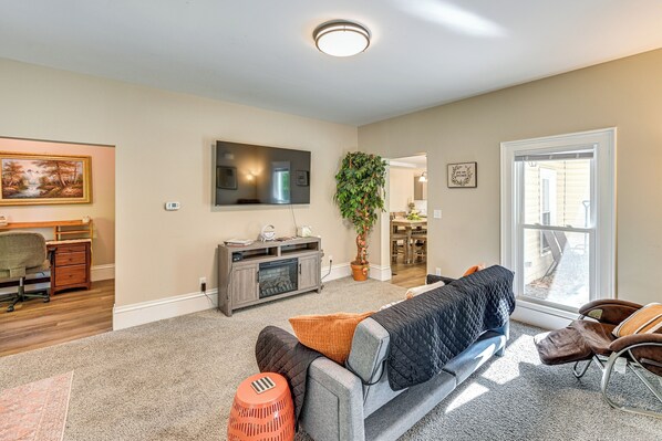 House (3 Bedrooms) | Front of property