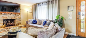 3 Mi to South Park: Quiet Pittsburgh Area Getaway