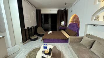 ๋๋ญ์ค ์คํ๋์ค, ๋ฐ์ฝ๋, ์๋ด ์ ๋ง | ๊ฐ์ค์์ ๋ณด์ด๋ ์ ๋ง