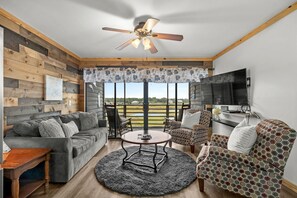 Smart TV - Walkin on Sunshine! Marshside Inn 309 (Murrells Inlet)