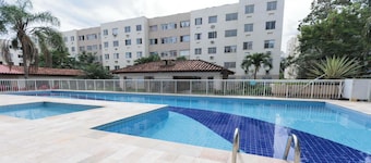 Apartamento no Rio com Piscina e Academia