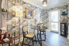 Dining - Host & Stay | The Cheeky Squirrel (New Brighton)