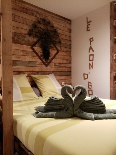 Studio "le paon de bois" avec bain nordique 