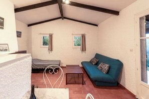 Living area - Villa "Pinarello" 35m ²-2/4 pers, Rondinara, Bonifacio (Bonifacio,)