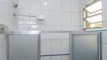 Apartment | Badezimmer