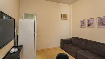 Appartement | Woonruimte | Een flatscreentelevisie