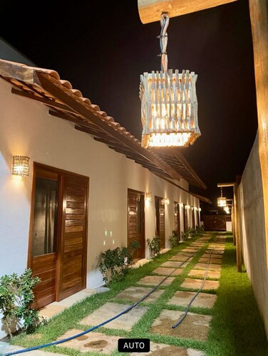 Beautiful Apartment - 2 Blocks from the Beach