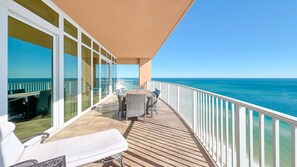 Outdoor dining - Penthouse 4BR, Beachfront!, Lazy River/Slide! (Orange Beach)