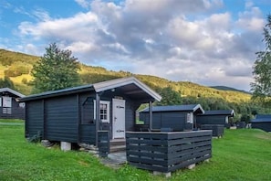 Classic Cabin, Lake View | Free WiFi - Pluscamp Mageli (Øyer)