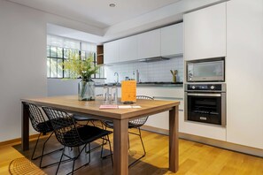 House - w Radiant 2BR in Roma Norte (Mexico City)