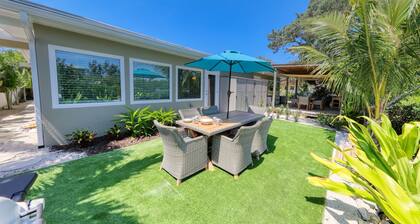 Resort-Style Ground Floor 1-Bdr. Suite On Vista Lake, Heated Pool & Spa 🦤