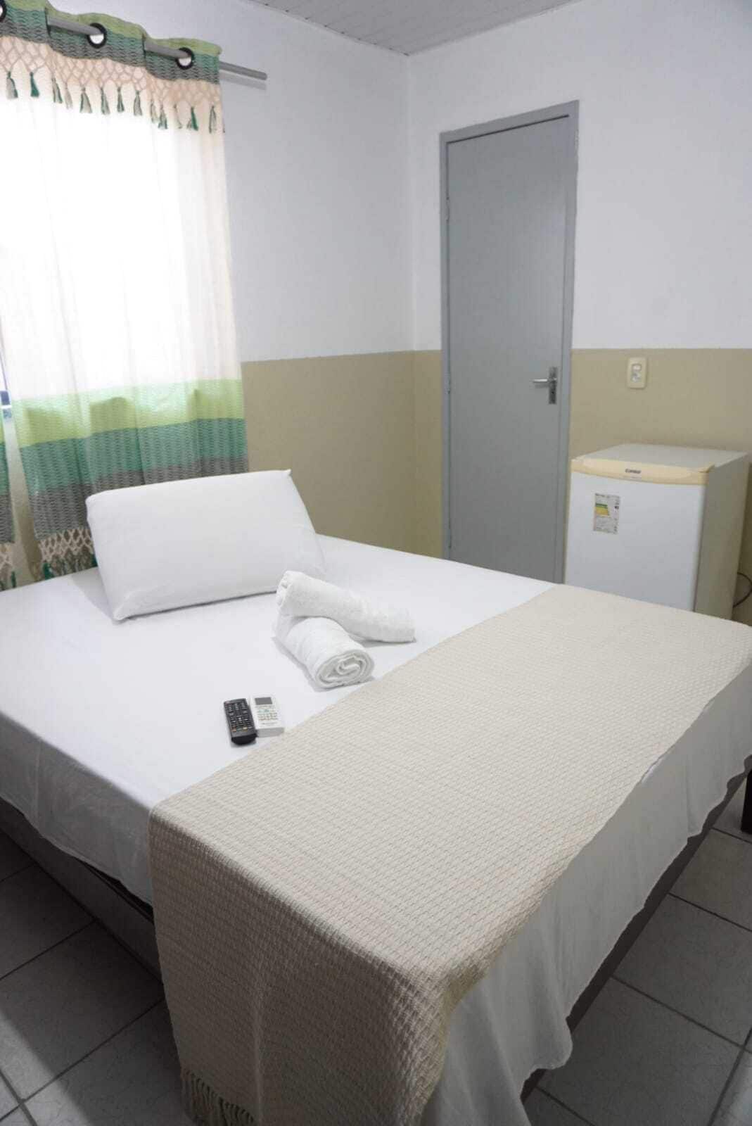 Tabla de planchar con plancha y wifi gratis 