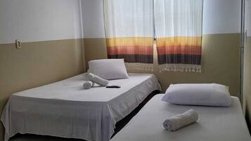 Kamar Triple Ekonomi | Setrika/meja setrika dan Wi-Fi gratis