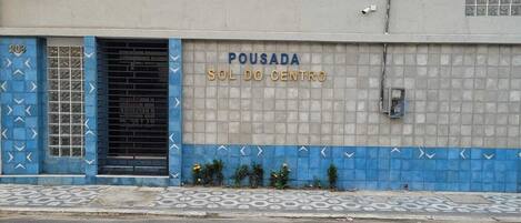 Fachada del alojamiento