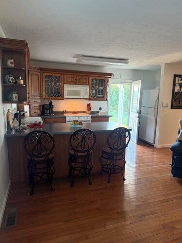 Peaceful 1-bedroom cottage surrounded by apple orchards in charming Flat Rock