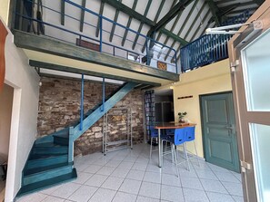 Dining - Gîte "L'Écurie" with exterior + electric vehicle charging station (Osenbach)