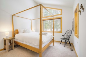 3 habitaciones, tabla de planchar con plancha, cuna de viaje y wifi