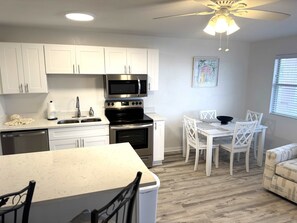 Fridge, microwave, oven, stovetop - Tropical Isle 209🌴Beach Access👙 (Fort Walton Beach)