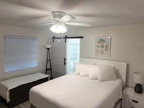 1 chambre, fer et planche à repasser, Wi-Fi gratuit, draps fournis