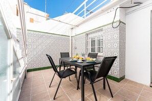 Outdoor dining - Apartment in Malaga with terrace (Malaga)