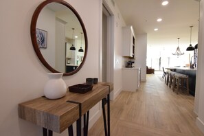 Dining - NEW 3BR Riverfront Luxury Condo with Private Beach Access (Melbourne Beach)