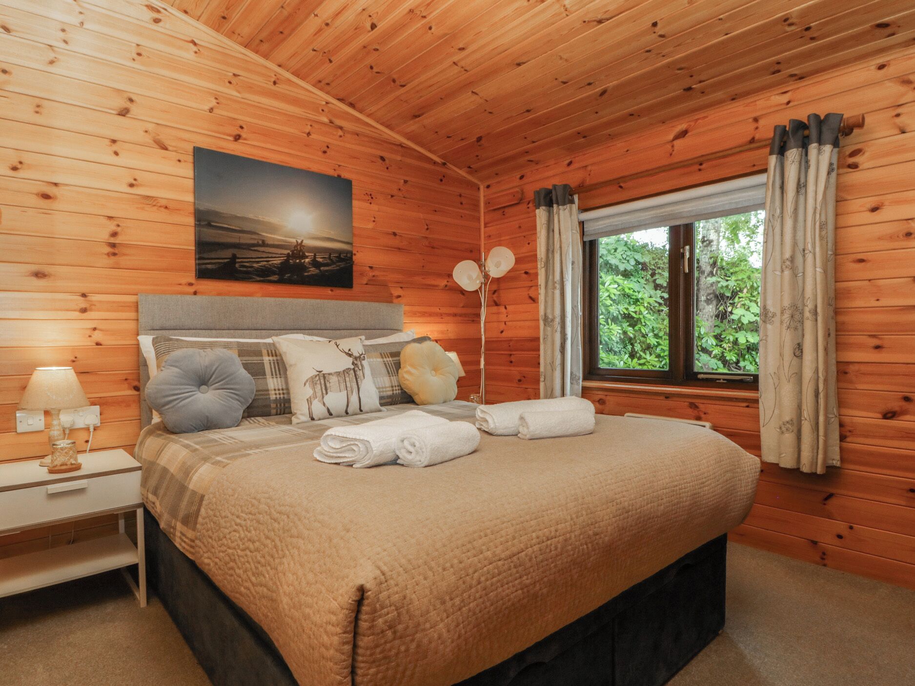 2 bedrooms, free WiFi, individually decorated, individually furnished