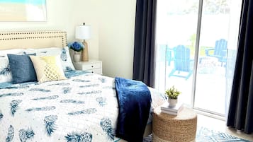 3 makuuhuonetta, työpöytä, silitysrauta/-lauta, ilmainen Wi-Fi