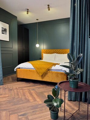 1 bedroom, iron/ironing board, travel crib, free WiFi - Modern all-inclusive studio apartment in Central Riga (Riga)