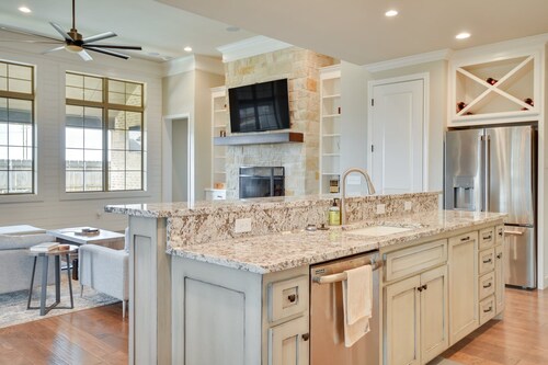 Modern Amarillo Home | Near Palo Duro + WFH