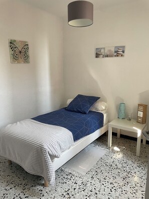 3 bedrooms, iron/ironing board, travel crib, free WiFi