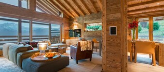 CHALET ARGENT - Four Bedroom Chalet, Sleeps 8