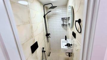 Studiolejlighed | Badeværelse