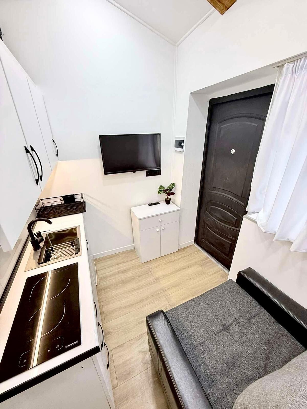 Studio | Living area