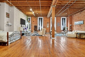 1 غرفة نوم وواي فاي وملاءات أسرّة