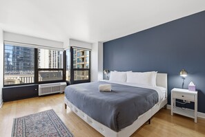 2 chambres, fer et planche à repasser, Wi-Fi, draps fournis