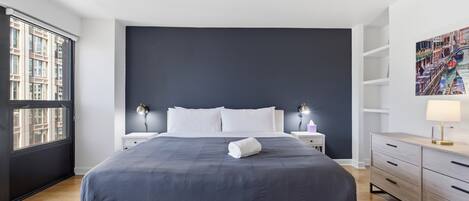 Iron/ironing board, WiFi, bed sheets