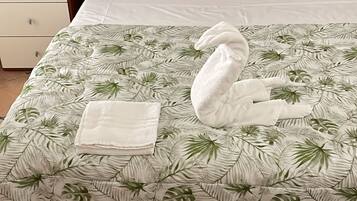 1 camera, ferro/asse da stiro, Wi-Fi gratuito, lenzuola